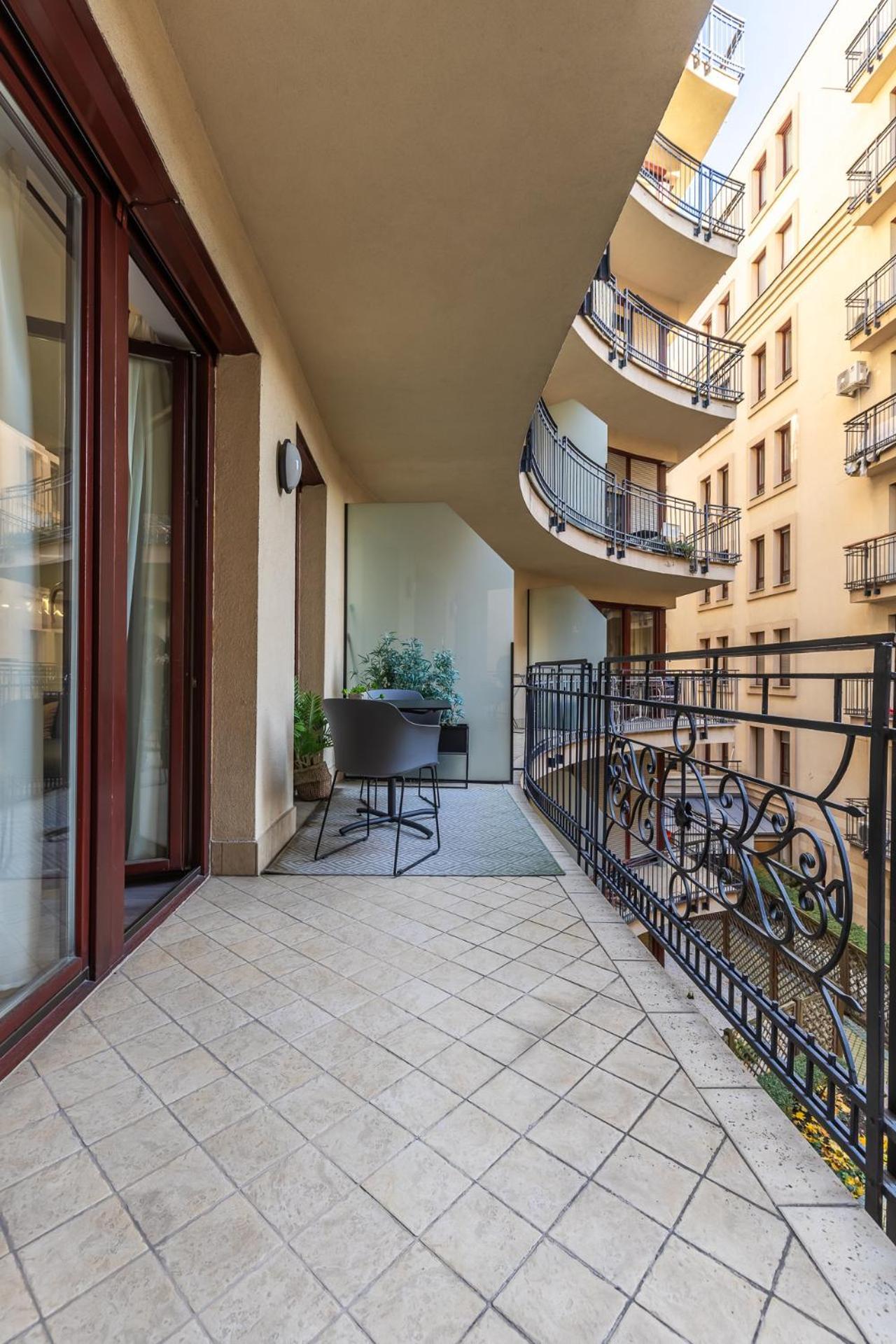 Venus Apartments - King Street V - Balcony Budapest Eksteriør billede